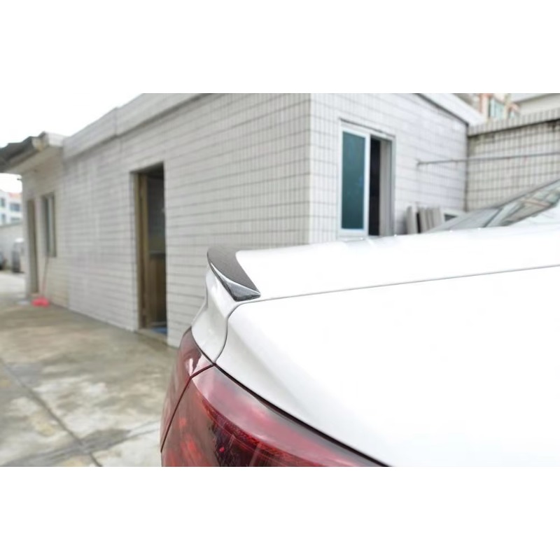 A6 C7 Carbon Fiber Rear Trunk  - Boots 评论和价格