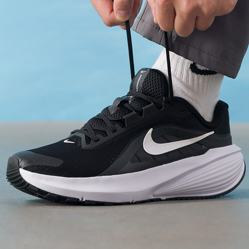 Nike Men's Shoes Original Ligh - Lightweight Road Running Shoes 评论和价格