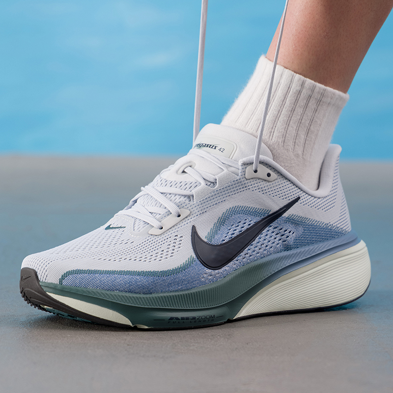 Nike Men's Shoes Original Ligh - Lightweight Road Running Shoes 评论和价格